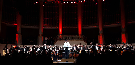 Pilsen Philharmonic Orchestra unter der Leitung von Chuhei Iwasaki