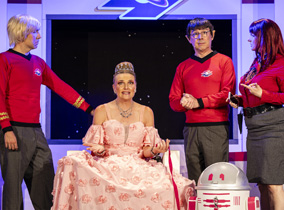 Tschauner Enterprise – die Stegreif Revue
