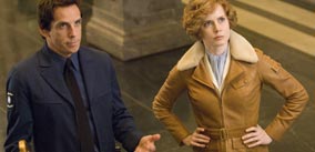 Larry Daley (Ben Stiller) und Amelia Earhart (Amy Adams)