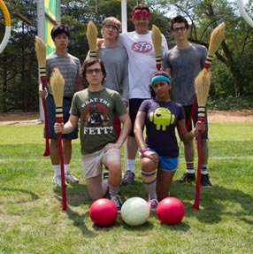Nick (Owen Wilson), Billy (Vince Vaughn) und Team