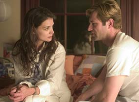 Katie Holmes (Heather Holloway) und Aaron Eckhart (Nick Naylor)