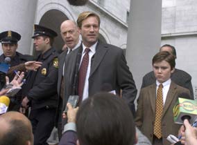 Aaron Eckhart (Nick Naylor) und Cameron Bright (Joey Naylor)