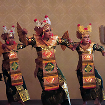indonesische Tänzerinnen