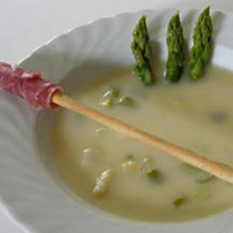 Spargelcremesuppe